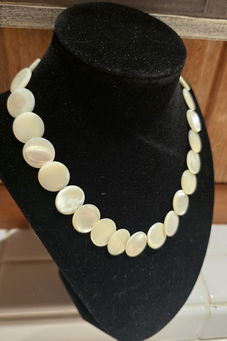 Vintage Mid Century Mother of Pearl Coin Necklace Coastal Hawaii Boho Shell Disc